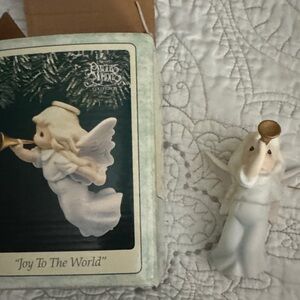 Precious Moments White Angel with Gold Horn